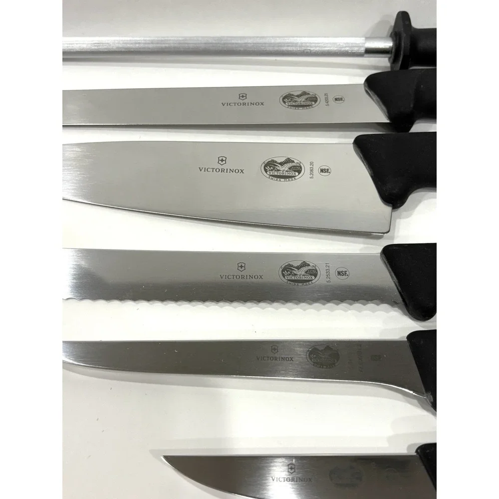 Victorinox Fibrox Cutlery Block Set 8-Piece Knife Set with Shears & Block